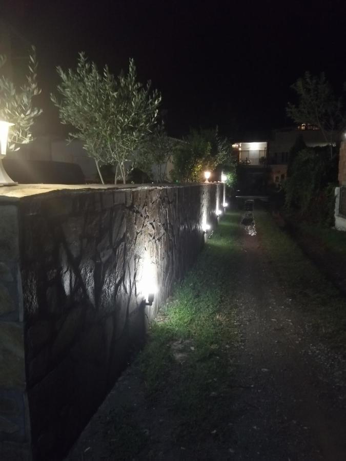 Апарт отель Ο Ακλόνητος Неа-Мессагала Экстерьер фото