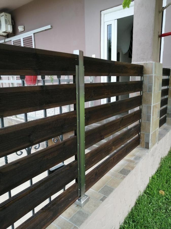 Апарт отель Ο Ακλόνητος Неа-Мессагала Экстерьер фото